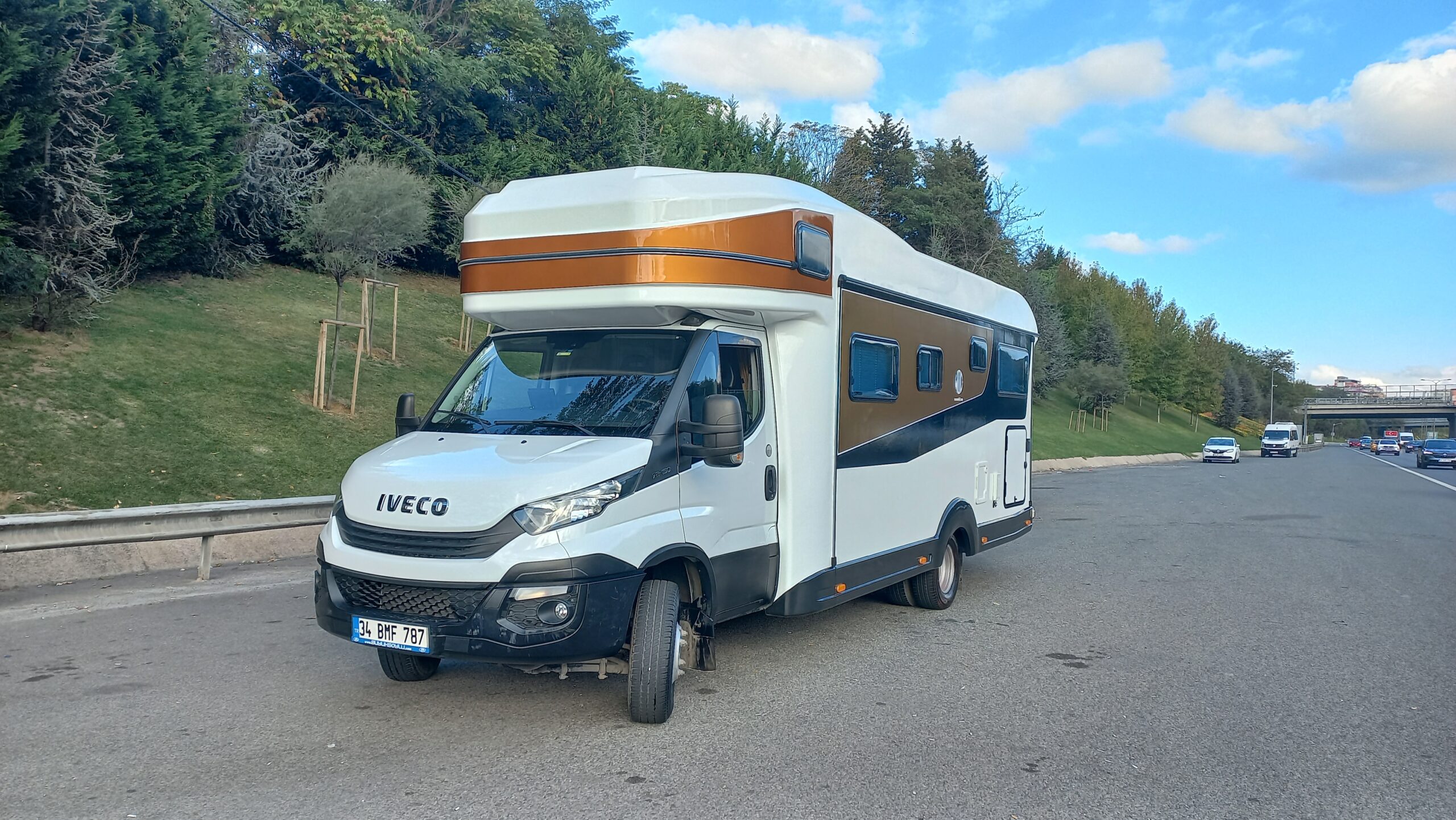 MotoKaravan 5.80 M